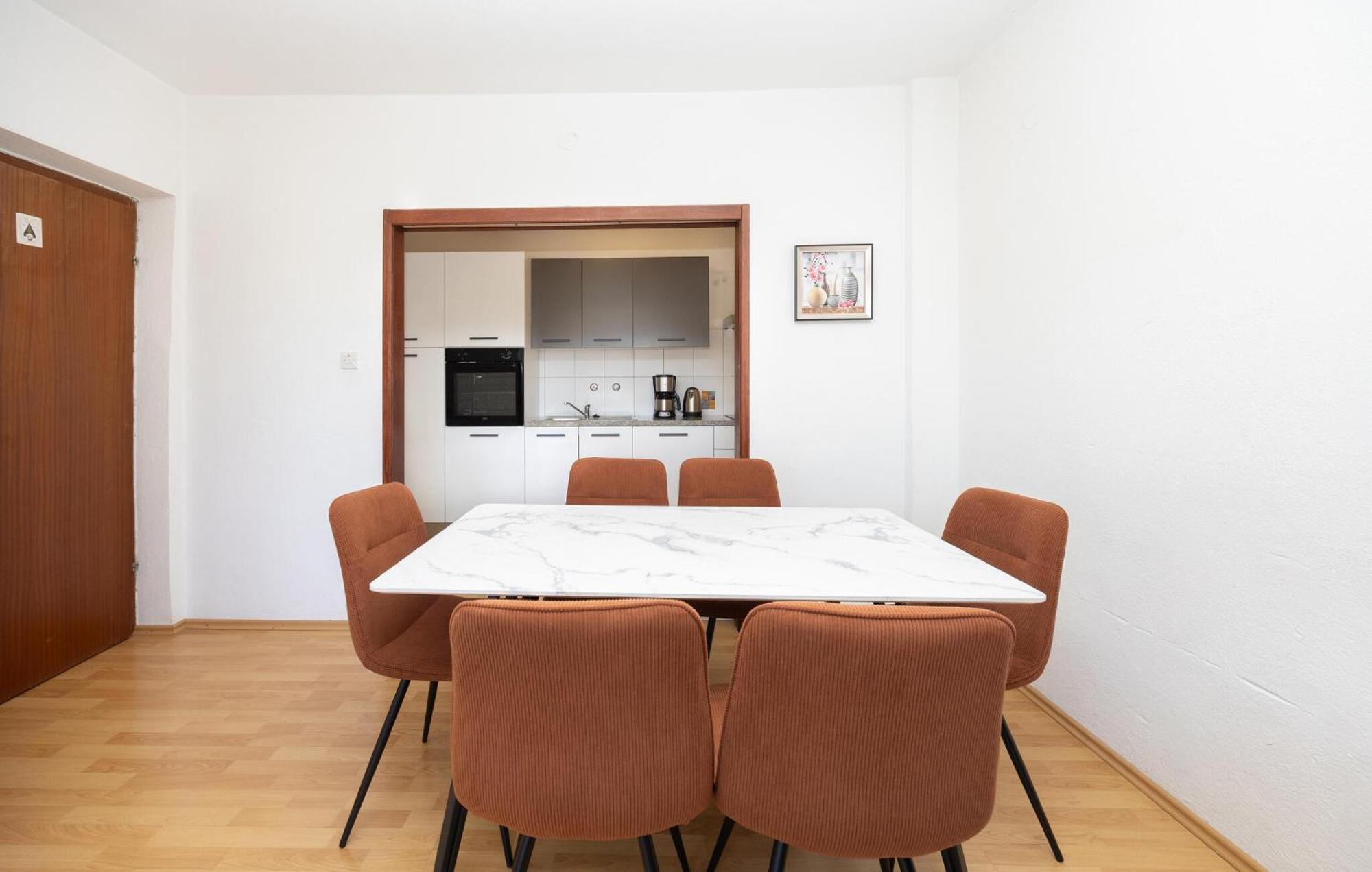 3 Bedroom Gorgeous Apartment In Trogir Exterior foto