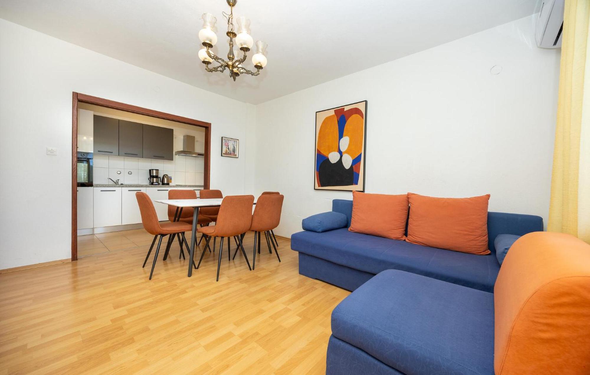 3 Bedroom Gorgeous Apartment In Trogir Exterior foto